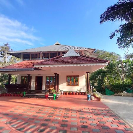 Villoonnickal Homestay ムンナール エクステリア 写真