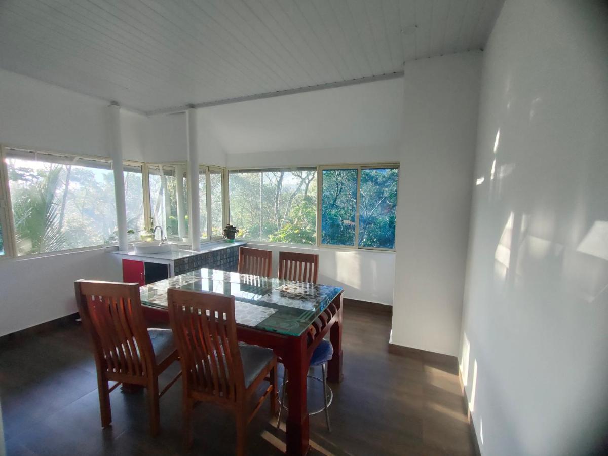 Villoonnickal Homestay ムンナール エクステリア 写真