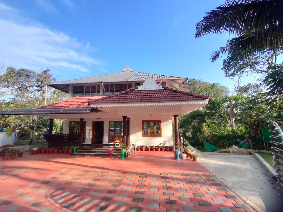 Villoonnickal Homestay ムンナール エクステリア 写真